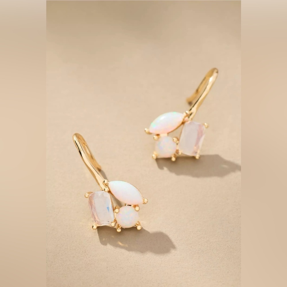 NWT Anthropologie Cluster Crystal Earrings Ivory